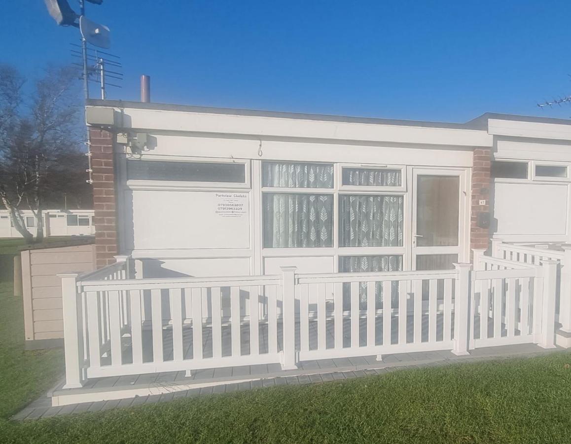 Park View Chalet Hemsby Bagian luar foto