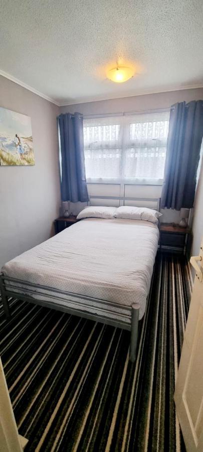 Park View Chalet Hemsby Bagian luar foto